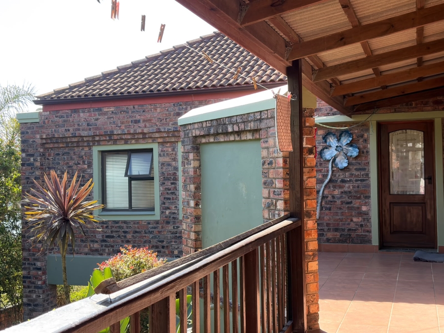 6 Bedroom Property for Sale in West Bank Eastern Cape